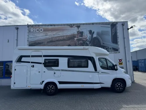 Hobby Optima Ontour 65 HKM 6 person / Bunk beds photo: 1