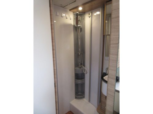 Dethleffs Globebus 6 GT SMAL, COMPACTER/ TOPMODEL foto: 4
