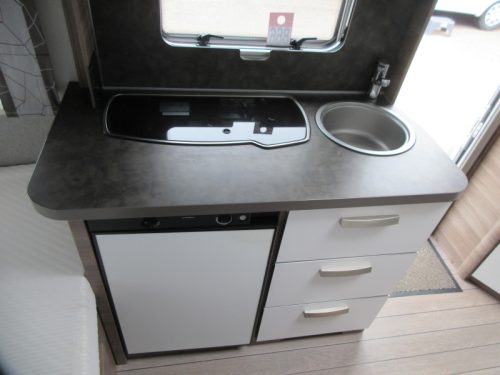 Knaus Sport Silver Selection 400 QD WITH MOVER AND AWNING photo: 10