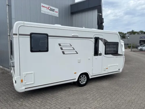 Eriba Nova GL 465 Mover/Isabella awning photo: 3