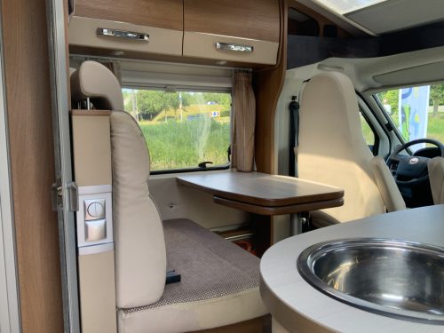 Knaus Van Ti 600 2.3 130 HP Semi-integrated, Transverse bed, Half-dinette, Swivel seats, etc. Year of manufacture 2013 Motorhome centre on the road Marum photo: 6