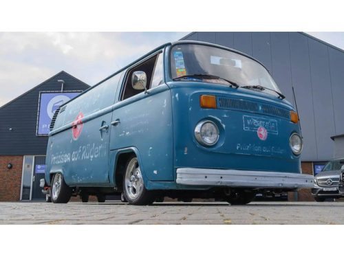 Volkswagen T2b Panelvan Westfalia avec int&eacute;rieur de camping-car photo : 11