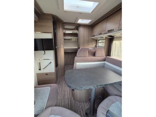Malibu Compact AUTOMATIC 130HP 1st owner NW photo: 11