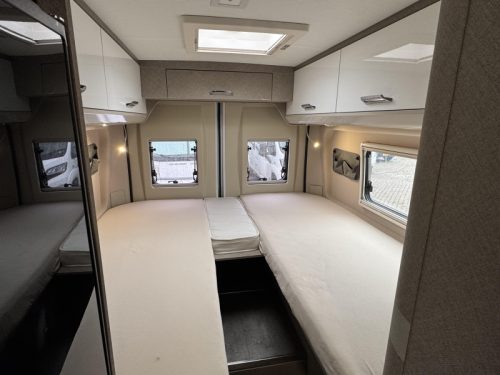 Karmann Davis 620 single beds automatic !! photo: 6
