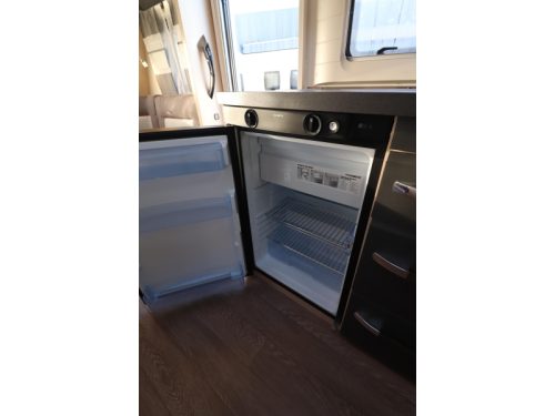 Hobby De Luxe Edition 460 LU Unico/ Rangierhilfe/ Komplett Foto: 12