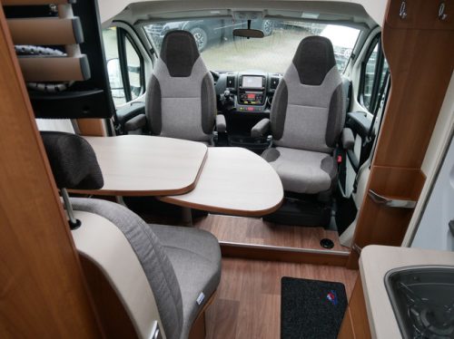 Knaus Van TI 650 MEG Platinum, Lits jumeaux, Climatisation de toit photo : 7