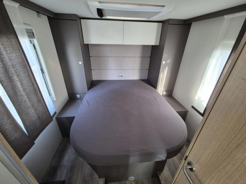 LMC Tourer Lift H 720 Queensbett &amp; Hubbett, 2x Klimaanlage, Kamera Foto: 14