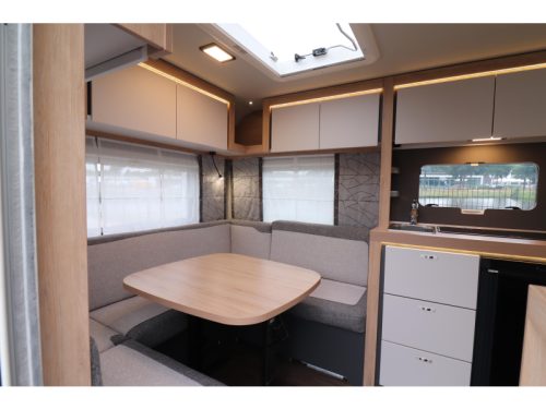 Knaus Sport Platinum 450 FU AKTIE - 200 Foto: 7