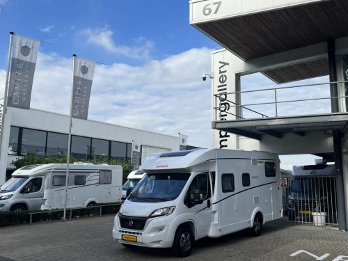 Camping-car Dethleffs TREND 6617 LITS JUMEAUX + TOIT RELEVABLE AUTOMATIQUE photo : 9