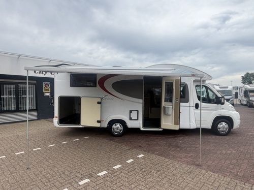 B&uuml;rstner Ixeo Time IT 726 lengte bedden+hefbed 131 pk elktr fietsenrek luifel camera grote garage zonnepaneel tv xxl koelkast remis plisse foto: 3