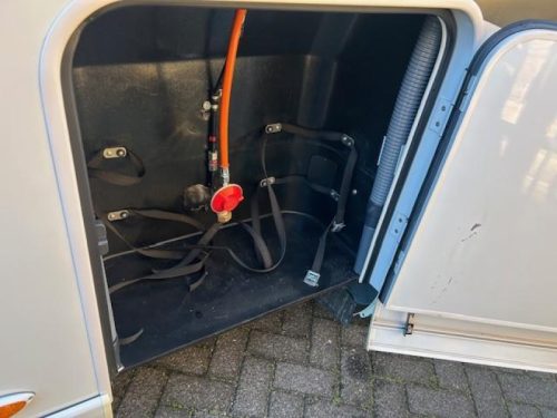 Hymer B584 B588 - automatic - low KM photo: 21