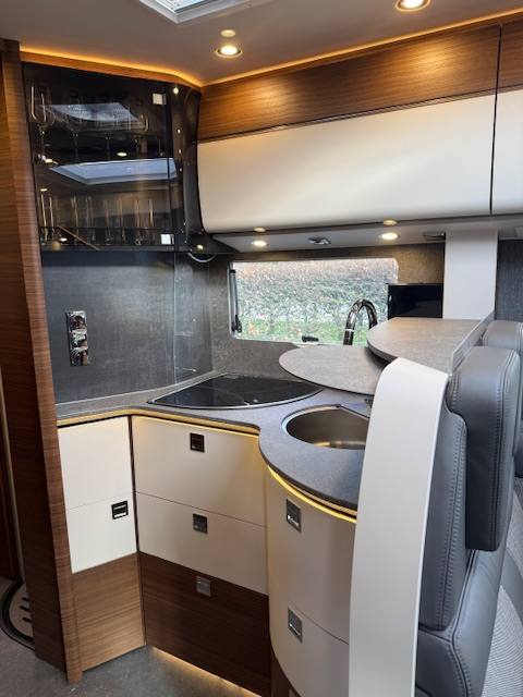 Carthago Chic C-Line 4,9 LE L MB foto: 39