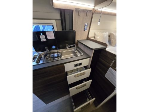 Laika Ecovip 540 CV Compact pop-top camper van photo: 10