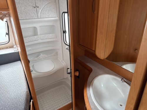 Hobby Excellent Easy 460 UFE Vorzelt/Markise Foto: 7