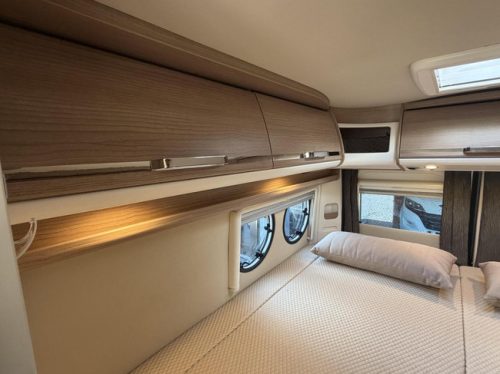 Carthago 640 LE Charming GT Autom&aacute;tico Camas Individuales Panel Solar Suspensi&oacute;n Neum&aacute;tica foto: 22