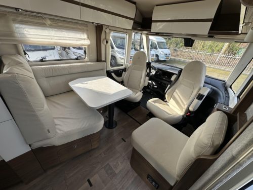 Hymer BML-I 780 OVERHEAD CUPBOARDS INSTEAD OF DROP-DOWN BED!  photo: 2