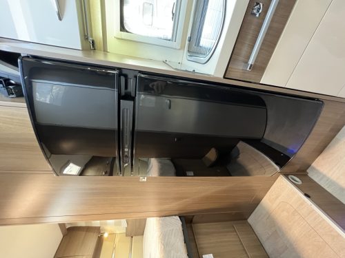 Chausson  Flash 614 Querbett+Hubbett DACHKLIMAANLAGE LUFTFEDERUNG  Foto: 8