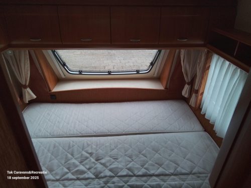 Hobby Excellent 440 SF very neat Caravan photo: 1