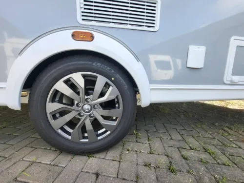 Knaus Sport Platinum 500 EU Platinum Paket Foto: 3