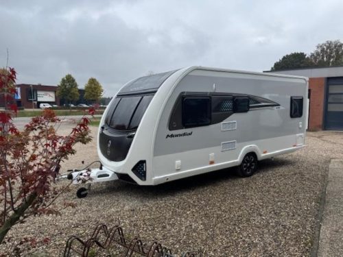 Sprite Mondial 470 SE French bed photo: 3