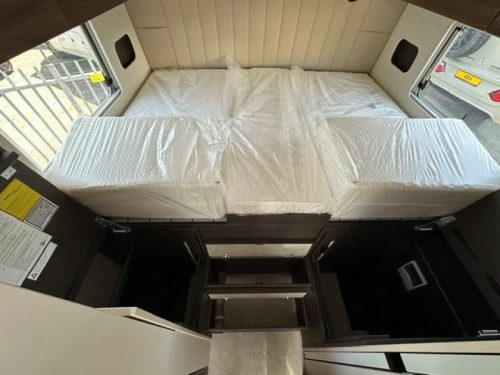 B&uuml;rstner Signature SFT 7.0 WOHNMOBIL DES JAHRES! Foto: 16