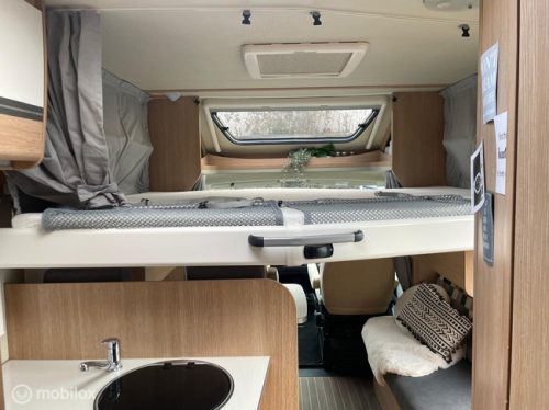 Sunlight T67 Single beds and Pop-top roof photo: 21