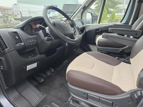 Adria Twin 640 SLX B.J. 2016 Z.G.O.H  foto: 7