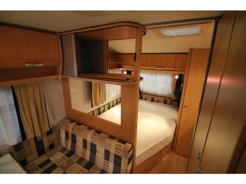 Beyerland Sprinter Lite 390 FB Awning,Bicycle rack photo: 6