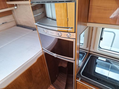Hymer B614 SL Star Edition 3.0 L 160 CV+DB CHA&Icirc;NE photo: 16