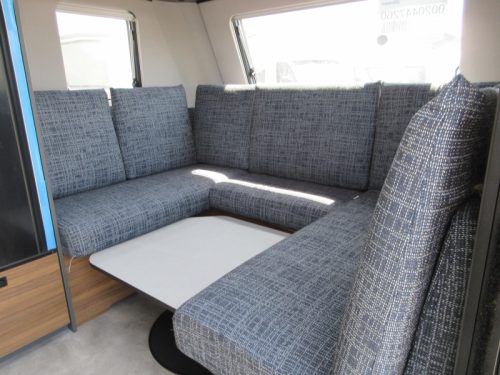Eriba Novaline 495 CAMAS INDIVIDUALES Y ASIENTO EN U. &iexcl; foto: 13
