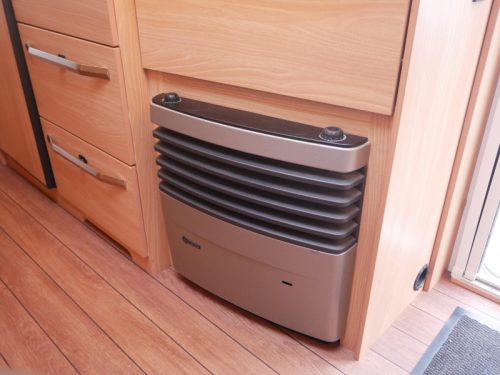 Knaus Sudwind Silver Selection 420 QD Incl. mover and bike rack photo: 15