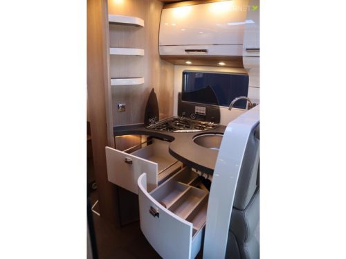 Carthago C-Tourer I 150 QB 170hp Automatic | As good as new | Queens bed | Separate shower | Double floor | Lift bed | Luxury | LED main photo: 13