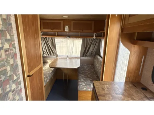 Fendt Karaat 450 S 2x seating area toilet room photo: 2