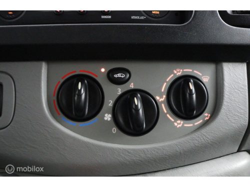 Renault Trafic Kastenwagen 2.0 DCi 115 PS | 2 Sitz-/Schlafbank | Breitbett 130 x 190 | Wohnmobil Kennzeichen | T&Uuml;V 09-2027 | Two Town Farbe | Anh&auml;ngerkupplung Foto: 14