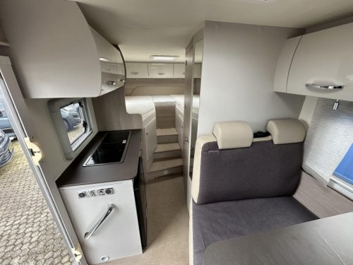 B&uuml;rstner Nexxo Van T 620 G CAMAS INDIVIDUALES + COMPACTO foto: 1