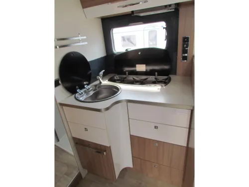 Pilote P 740 Camas longitudinales foto: 3