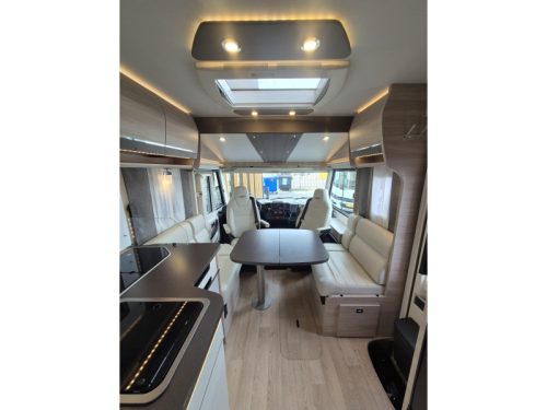 Rapido 8086 DF 160 HP Ultimate Automatic  photo: 11