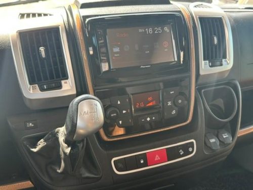 Carthago C-Tourer I 149 NO DROP-DOWN BED LEVEL SYSTEM photo: 21