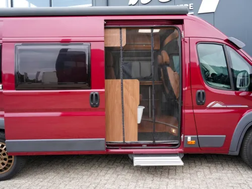 P&ouml;ssl Roadcruiser R 640  photo: 9