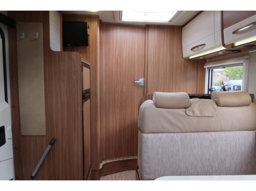 Carado T447|Single beds|XL fridge|New belt, 59967KM! Tidy! photo: 7