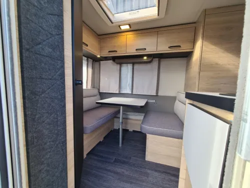 Weinsberg CaraOne Edition HOT 390 QD 2027 Foto: 7