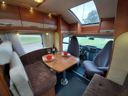 Hobby 650 With extra low beds! photo: 2