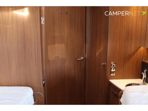 NIESMANN-BISCHOFF ARTO 79LE 177hp Automatic | E&amp;P Level System | Alde heating | Truma cabin air conditioning | FULLY EQUIPPED! | Single beds | Solar panels | Electri photo: 23