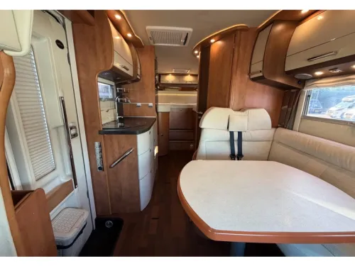 Carthago C-Tourer T 143 L&auml;ngsbetten Foto: 6