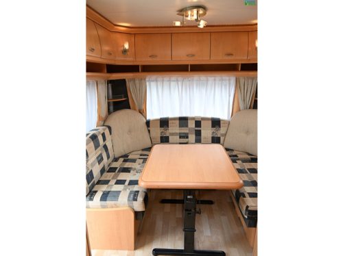 Hobby De Luxe 460UFe photo: 6