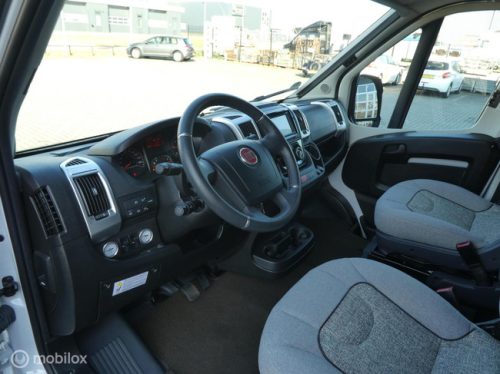 Carthago Malibu Van Comfort 640 LE AUTOMATIC| Single beds photo: 8