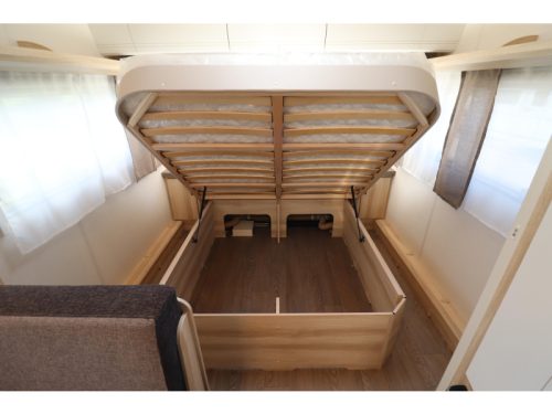 Hobby De Luxe 460 SFF MODEL 2027 - 577  photo: 15