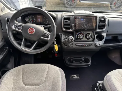 Knaus Sky Wave 60 Years 650 MEG Fiat 140PK L&auml;ngsbetten Foto: 18