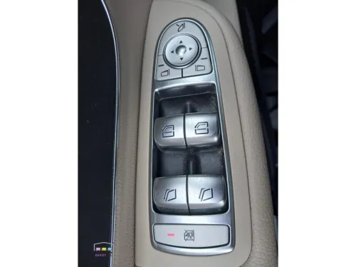 Mercedes-Benz V-Class Marco Polo 250 photo: 12