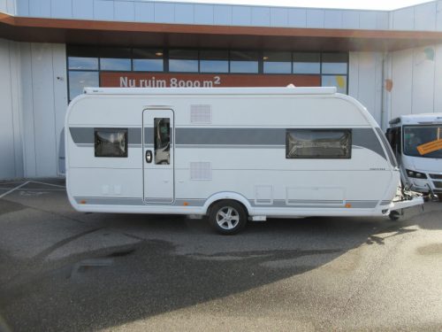 Hobby Prestige 560 UL RONDZIT HOGE KOELKAST Foto: 1